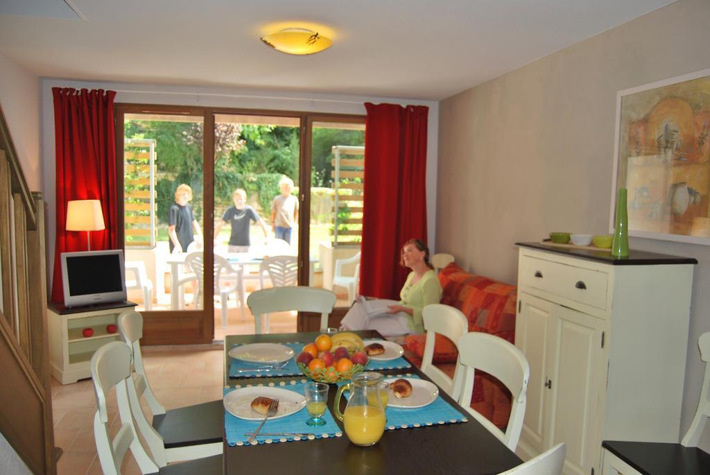 Lagrange Grand Bleu Vacances - Residence La Closerie Barjac (Gard) Exterior foto